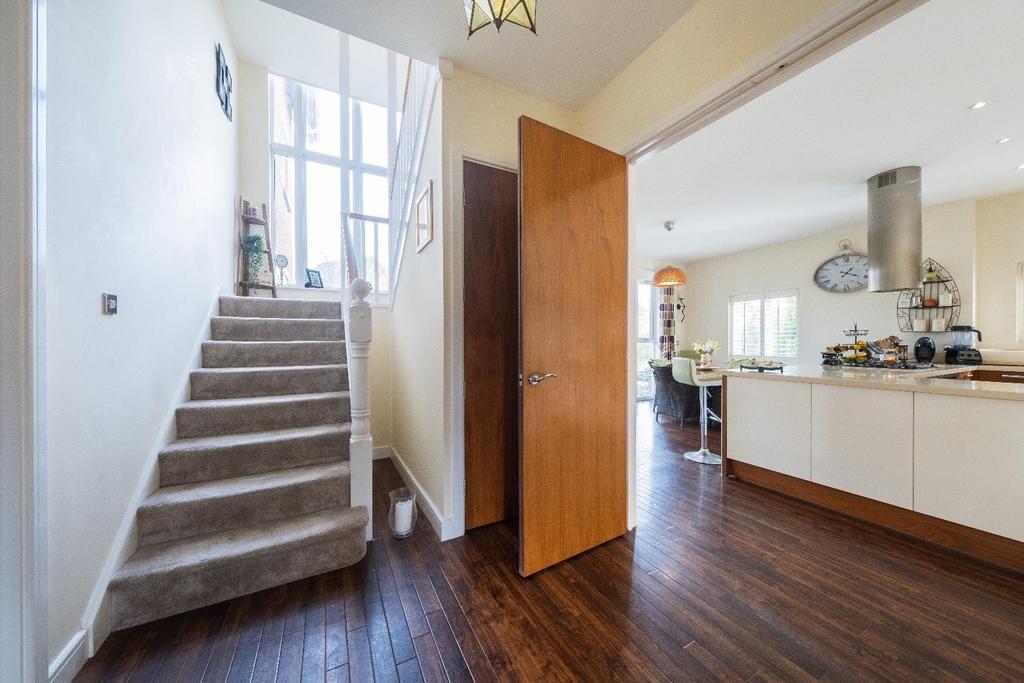 27 Freshwater Drive-010.JPG