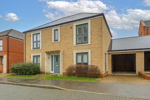 4 bedroom detached house to rent - Ruton Square, Kings Hill, ME19 4SH