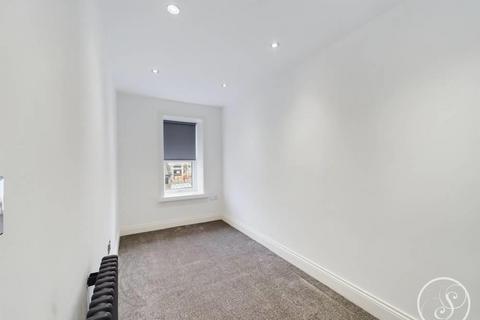 2 bedroom flat to rent - Cheltenham Mount, Harrogate