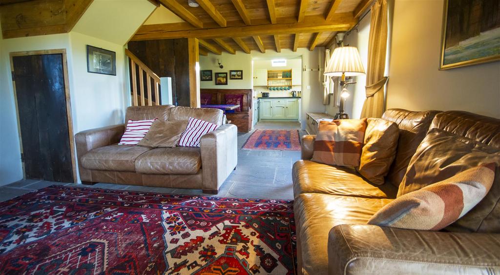 Leach Lane, Butterton, Leek 2 bed cottage to rent £1,300 pcm (£300 pw)