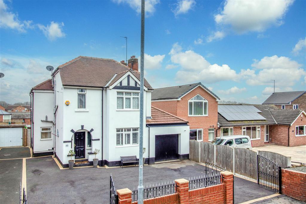Ashgap Lane, Normanton WF6 4 bed detached house for sale £500,000