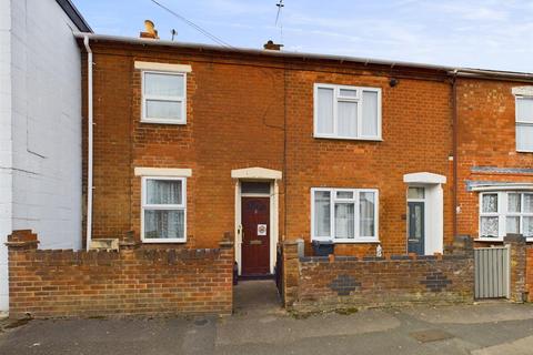 3 bedroom terraced house for sale, Millbrook Street, Gloucester