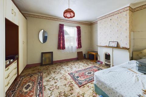 3 bedroom terraced house for sale, Millbrook Street, Gloucester