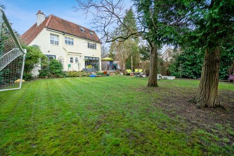 5 bedroom detached house for sale, Church Road, Iver Heath SL0