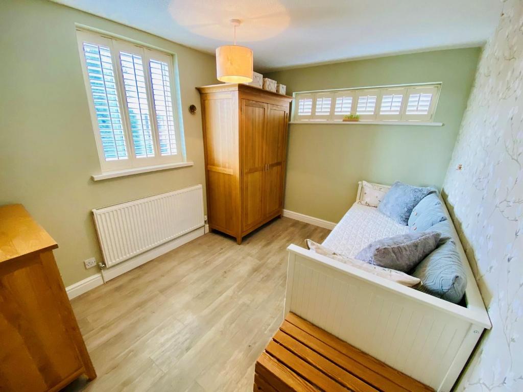 Bedroom 3.jpg