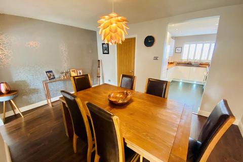 61 Arras Boulevard, Hampton Magna, Warwick, CV35 8TT