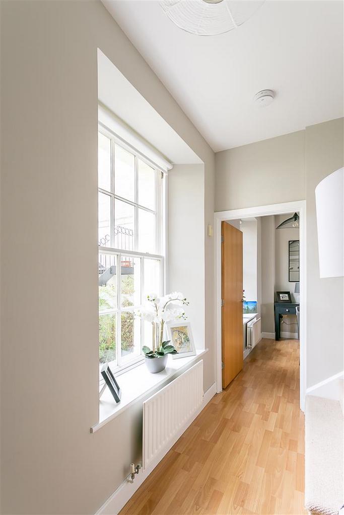 Lanesborough Court, Gosforth, Newcastle upon Tyne 2 bed house for sale