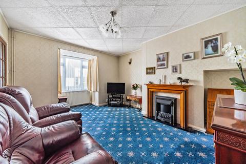 3 bedroom end of terrace house for sale, Denny Crescent, Langford, Biggleswade, SG18