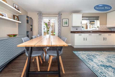 4 Daisy Drive, Barnsley, S70 4NY