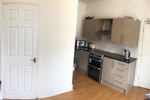 1 bedroom in a house share to rent - 58 High Street, Lincoln, Lincolnsire, LN5 8AH, United Kingdom
