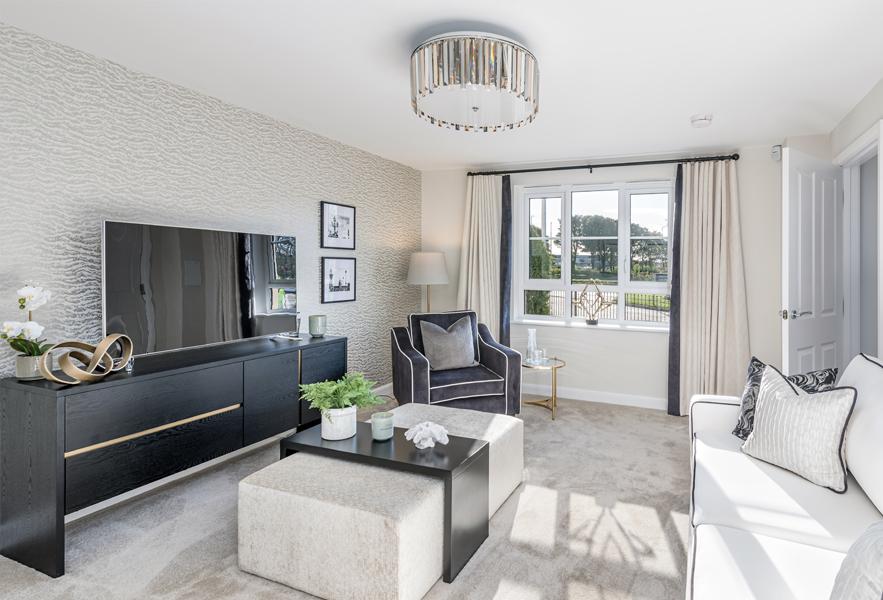 Balmoral 4 bedroom home, spacious lounge