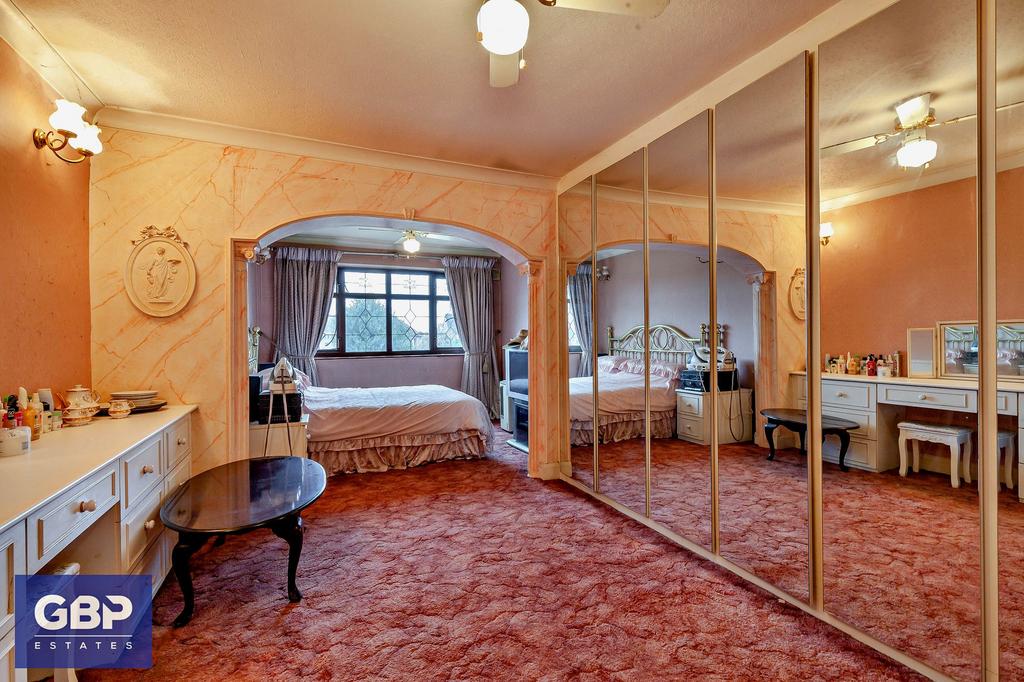Bedroom with Dressing Room
