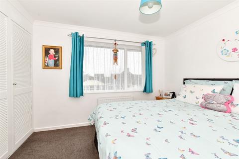 21 Dunkirk Close, Dymchurch, Romney Marsh, TN29 0PT