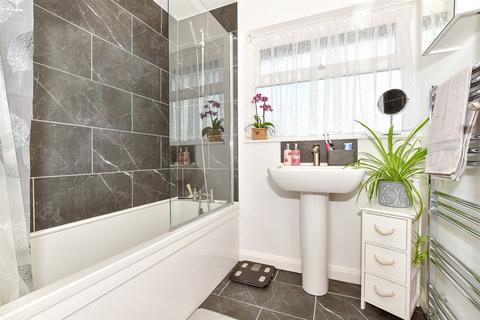 21 Dunkirk Close, Dymchurch, Romney Marsh, TN29 0PT