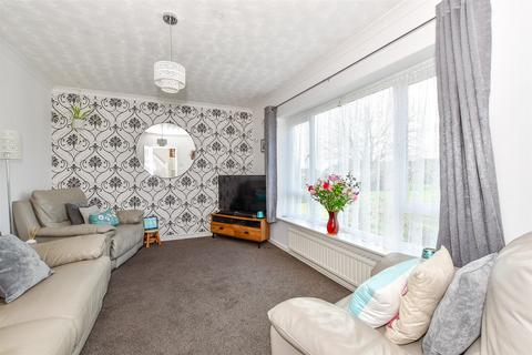 3 bedroom semi-detached house for sale, Dunkirk Close, Dymchurch, Kent