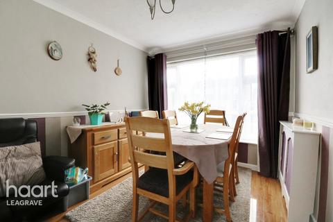 7 Angus Close, Luton, LU4 0NX