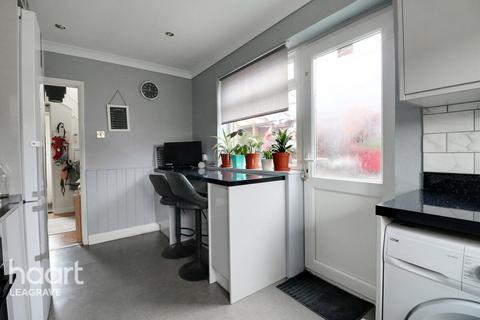 7 Angus Close, Luton, LU4 0NX