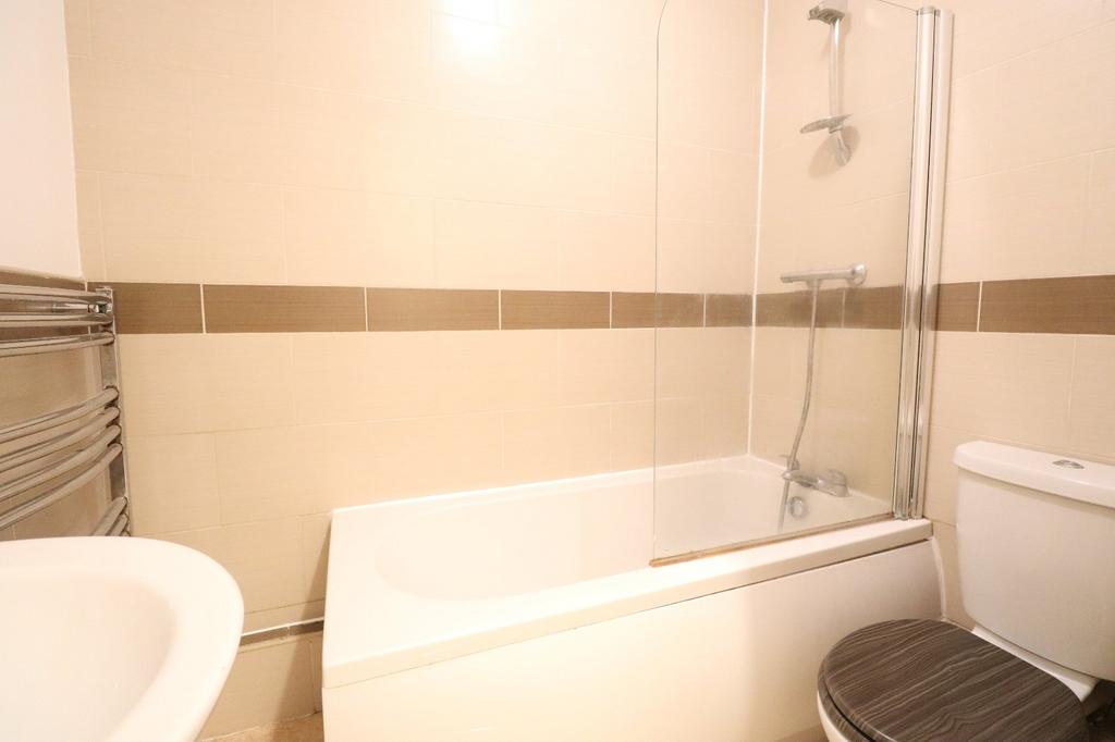 Apartment in Leeds - View 4