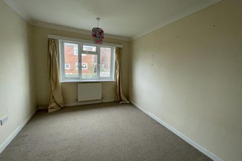 1 Larkhill, Bexhill-on-sea, TN40 1QZ