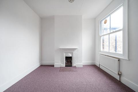 66 Larden Road, London, W3 7SX
