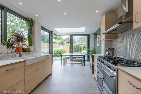 15 Piermont Road, London, SE22 0LN