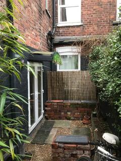 9 bedroom terraced house to rent, Balmoral Road, Manchester M14