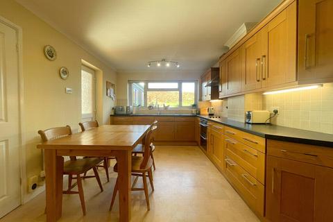 63 Dixton Close, Monmouth, NP25 3PJ