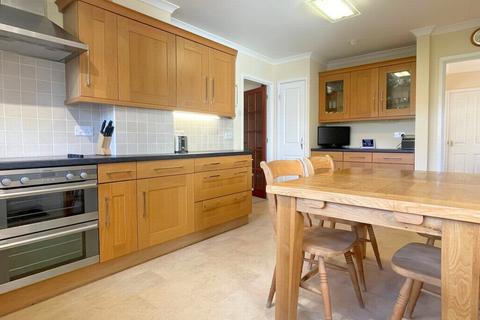 63 Dixton Close, Monmouth, NP25 3PJ