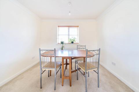 2 bedroom coach house for sale, Park Road, Malmesbury, Wiltshire, SN16