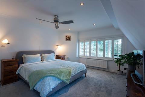 2 bedroom apartment to rent, Hindhead, Surrey GU26