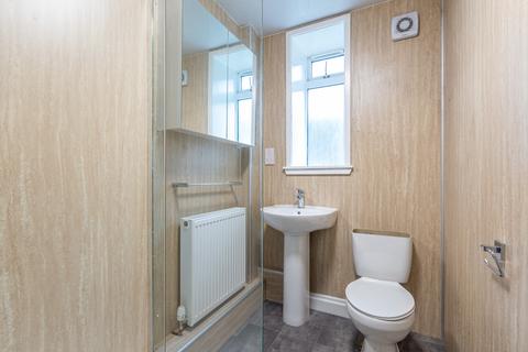 4 bedroom flat share to rent, 0897L – West Pilton Gardens, Edinburgh, EH4 4DT