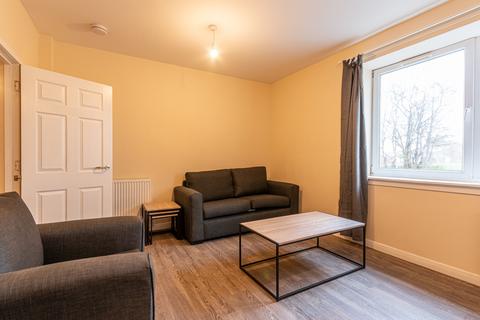 undefined, 0897L West Pilton Gardens, Edinburgh, EH4 4DT