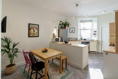 2 bedroom flat for sale - 65 Marionville Road, Meadowbank, Edinburgh EH7 6AQ