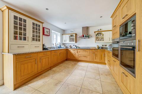 6 bedroom detached house for sale - Hurtis Hill, Crowborough TN6