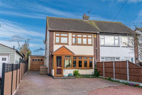 3 bedroom semi-detached house for sale, Little Wakering Road, Great Wakering, SS3