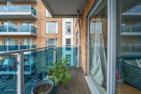 1 bedroom flat for sale, Glenthorne Road, Hammersmith