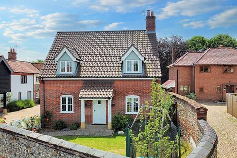 3 bedroom detached house for sale, Street Farm Loke, North Elmham