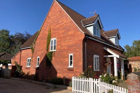 3 bedroom detached house for sale, Street Farm Loke, North Elmham