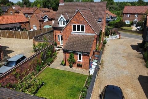 3 bedroom detached house for sale, Street Farm Loke, North Elmham