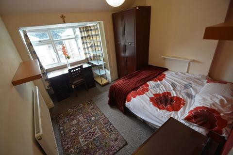 5 bedroom house to rent - Springbank Crescent, Leeds LS6