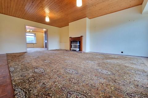 3 bedroom bungalow for sale, Wiltshire Place, Concord, Washington, Tyne and Wear, NE37