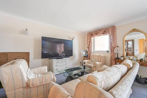 2 bedroom flat for sale, Artemis Court, E14, Isle Of Dogs, London, E14