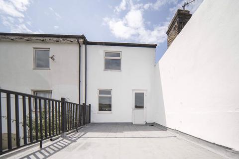 3 bedroom flat for sale, a London Road, Dover, Kent