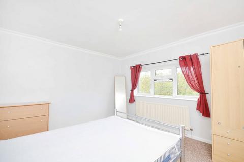 3 bedroom semi-detached house for sale, Homestall, Park Barn, Guildford, GU2