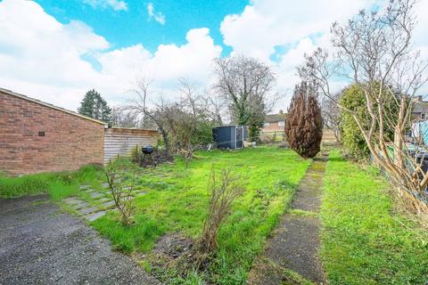 74 Homestall, Guildford, GU2 8JS
