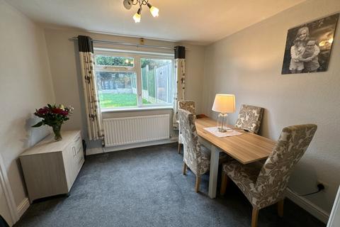 3 bedroom semi-detached house for sale, Sandringham Avenue, Stapenhill, Burton-on-Trent, DE15