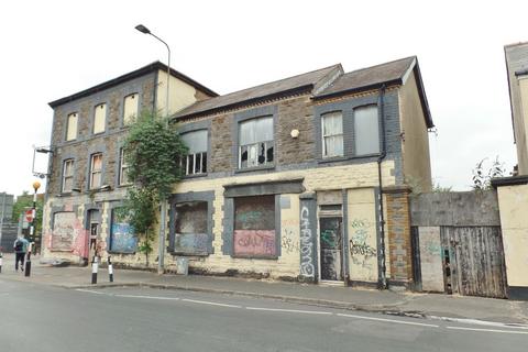 Pub for sale, Cardiff CF24