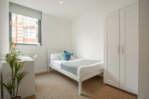 7 bedroom flat to rent, Trippet Lane