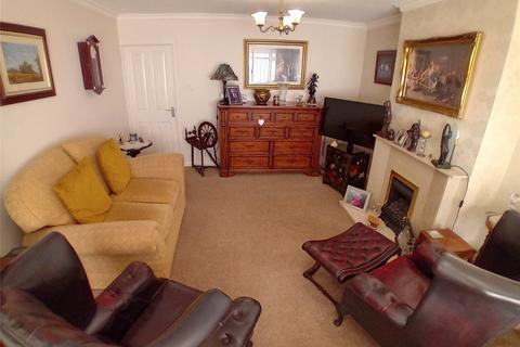 3 bedroom bungalow for sale - Highfields, Shrewsbury, Shropshire, SY2