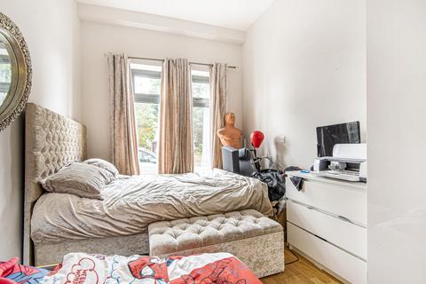 2 bedroom flat for sale, Sunbury-on-Thames,  Middlesex,  TW16